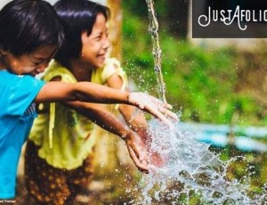 Justafolio v1.0.0 – WordPress主题